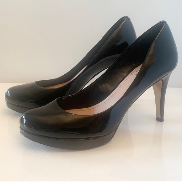 Vince Camuto - Picture 3 of 7